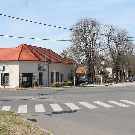 Sungarden Apartman Szemes Feriehus *