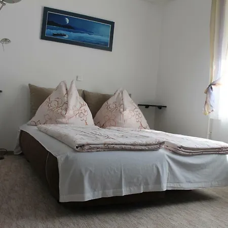 Feriehus Sungarden Apartman Szemes